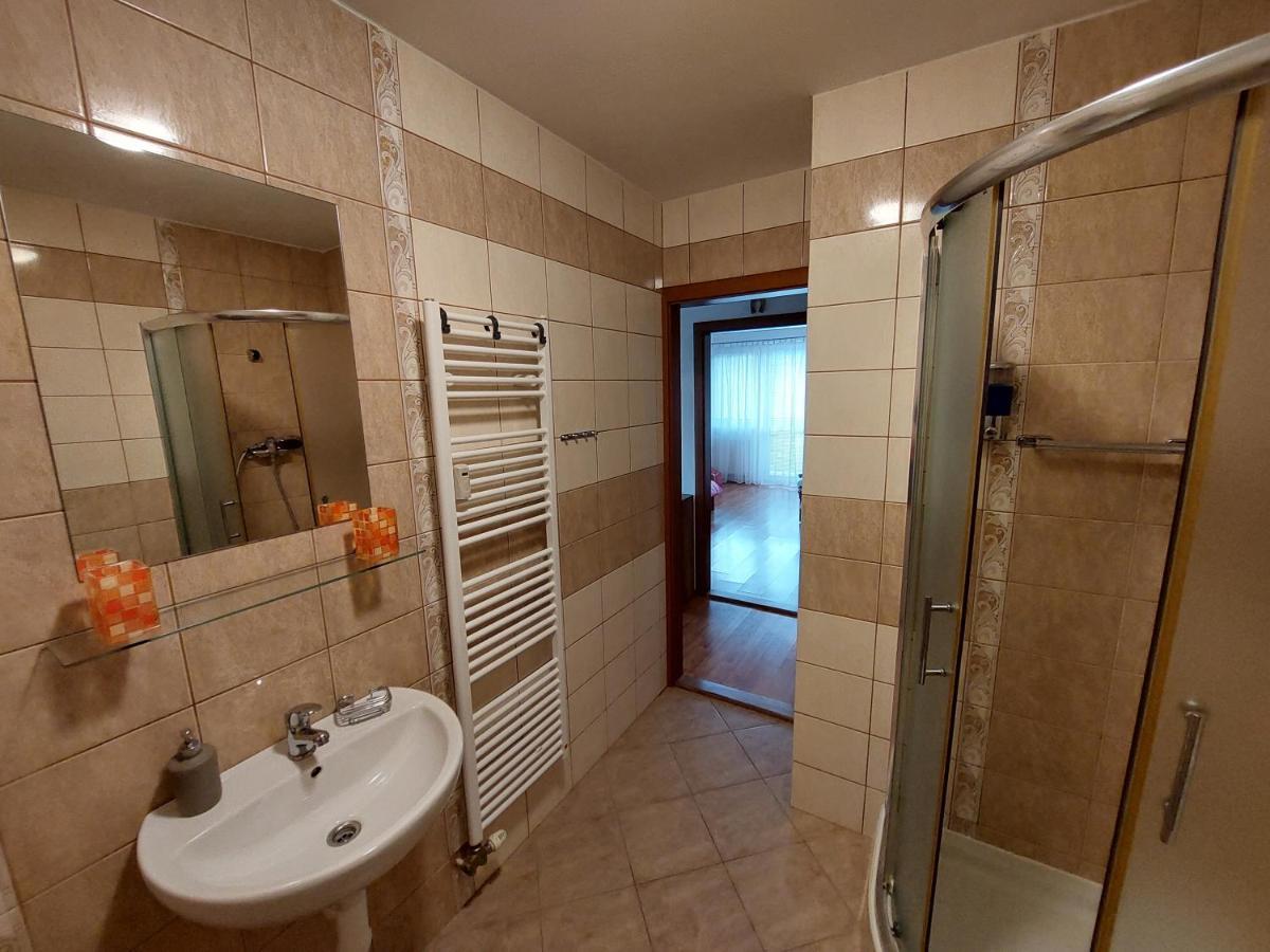 Apartman Tatry Tatranska Lomnica Exterior photo